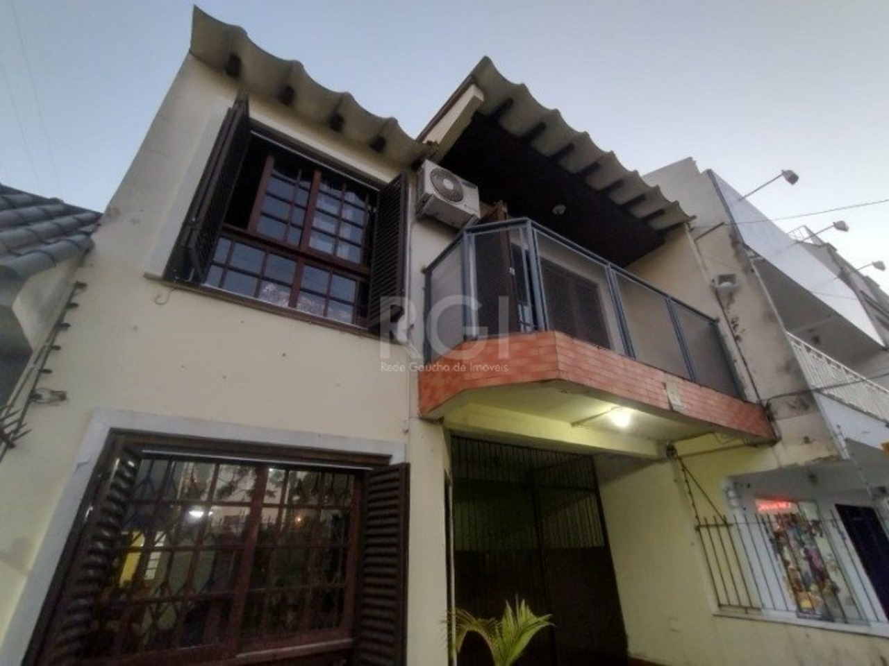 Casa com 4 quartos à venda, 299m² em Santana, Porto Alegre, RS