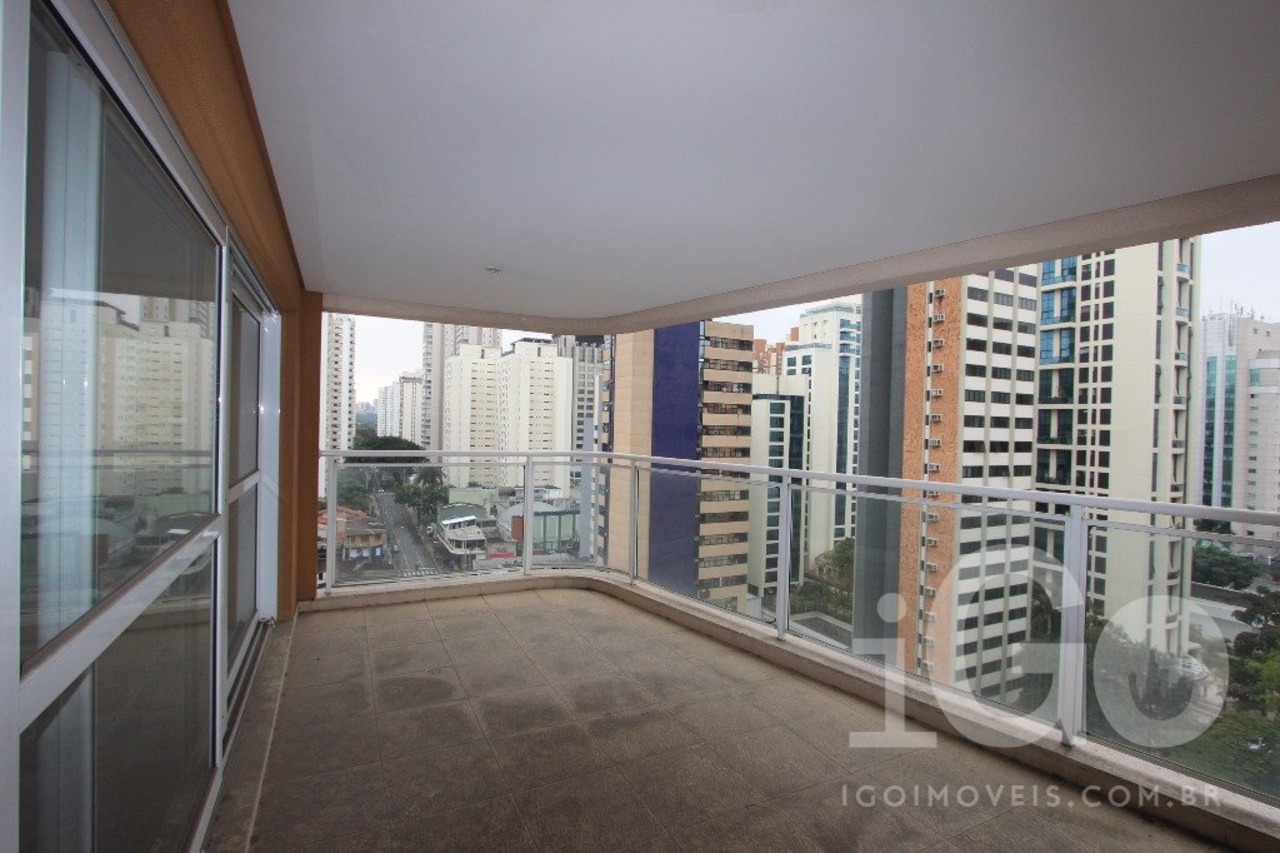 Cobertura com 3 quartos à venda, 450m² em Avenida Ibijaú, Moema, São Paulo, SP