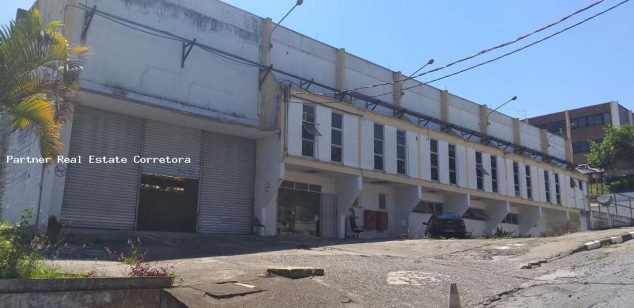 Comercial com 0 quartos para alugar, 3712m² em Rua José Albino Pereira, Jardim Alvorada, Jandira, SP