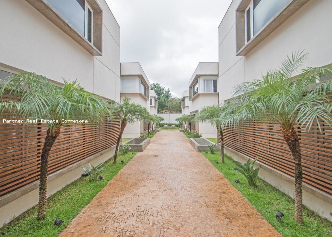 Casa de Condomínio com 4 quartos à venda, 310m² em Jardim Regina, São Paulo, SP