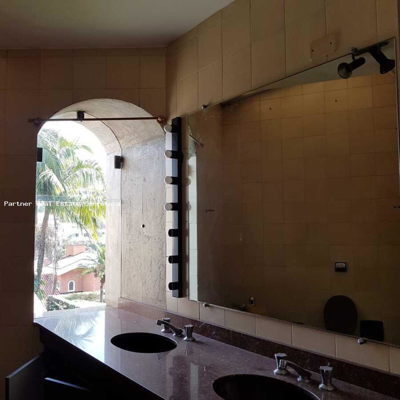 Casa de Condomínio com 3 quartos à venda, 560m² em Tamboré, Barueri, SP