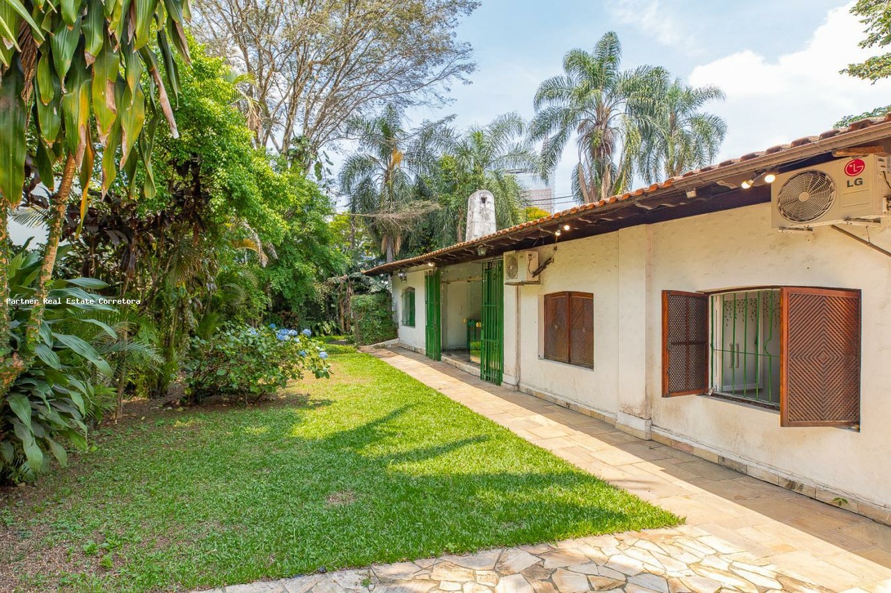 Casa com 3 quartos à venda, 790m² em Alto de Pinheiros, São Paulo, SP