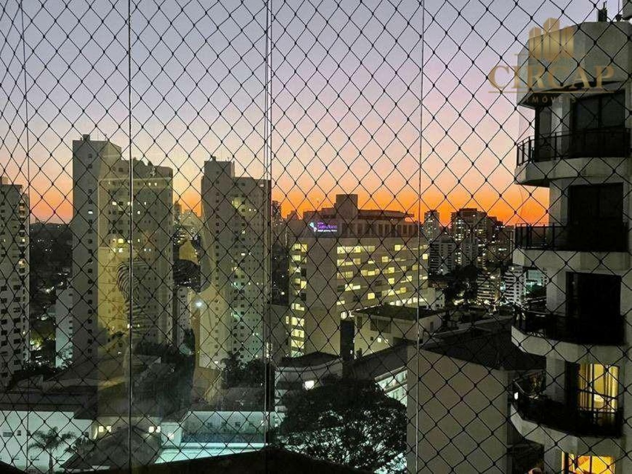 Apartamento com 4 quartos à venda, 270m² em Rua Doutor Cesário Mota Júnior, Higienópolis, São Paulo, SP