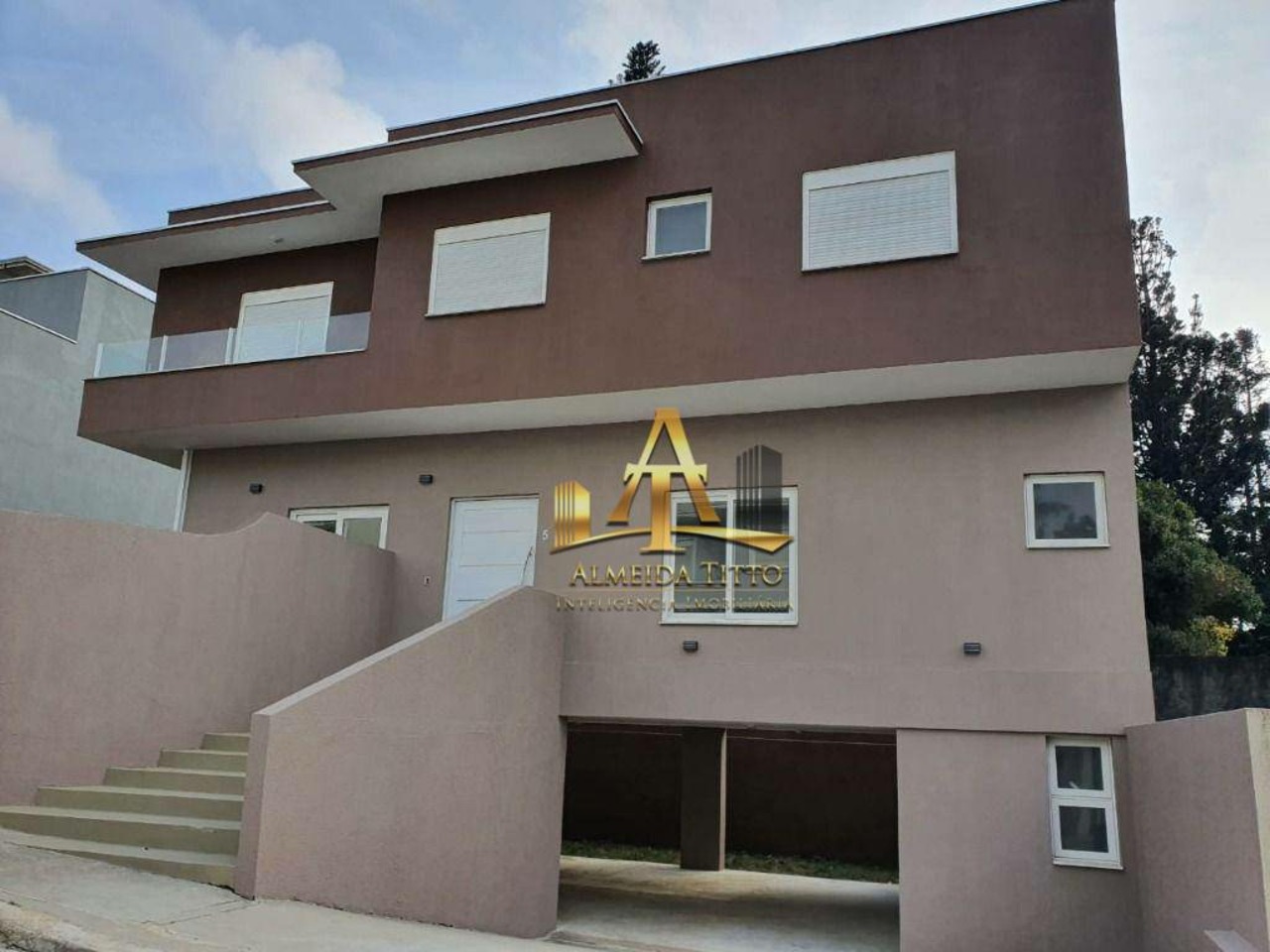 Casa de Condomínio com 4 quartos à venda, 238m² em Rua Santo Amaro, Vila Santo Antônio, Cotia, SP
