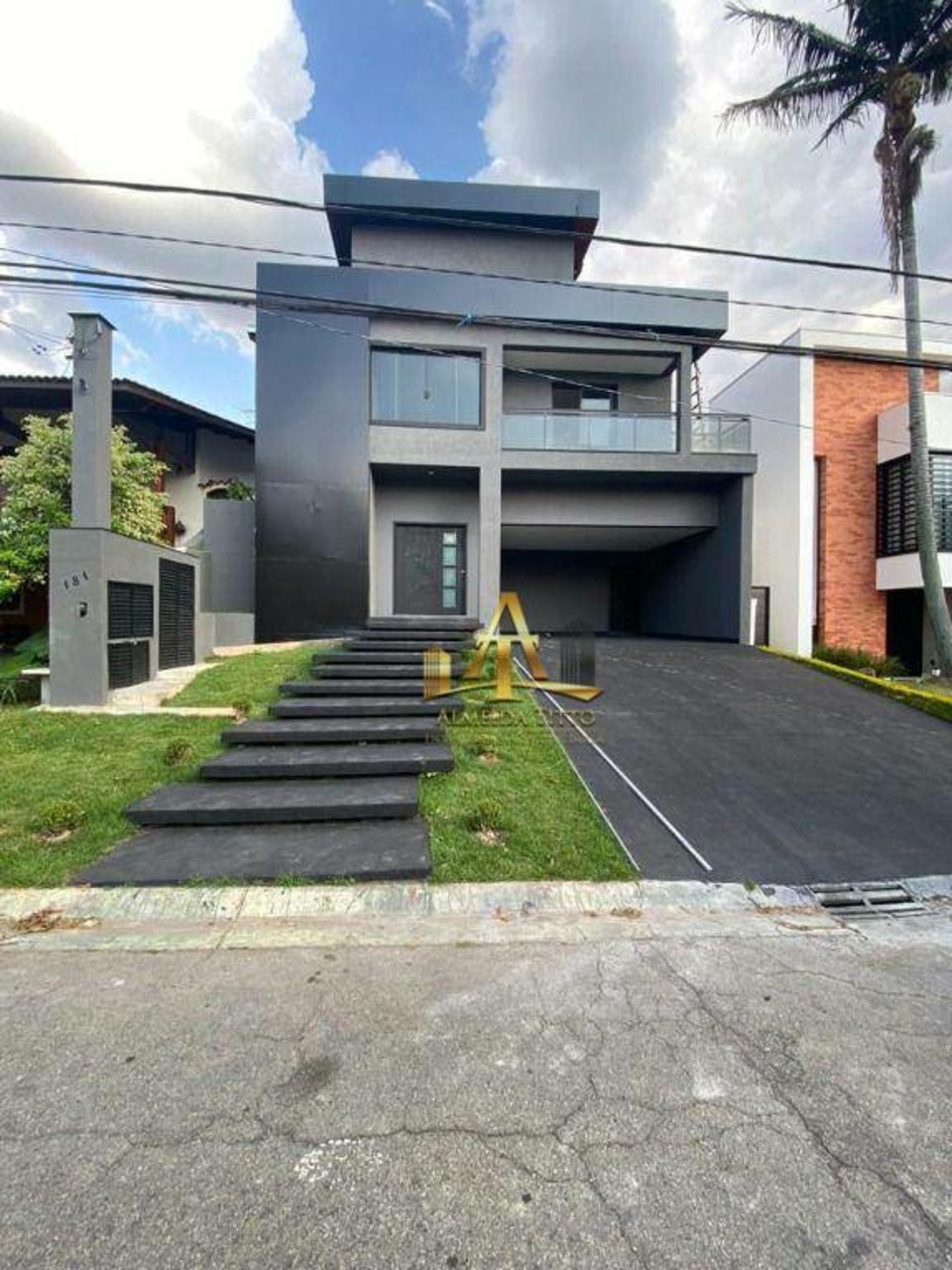 Casa de Condomínio com 4 quartos à venda, 400m² em Santana de Parnaíba, SP