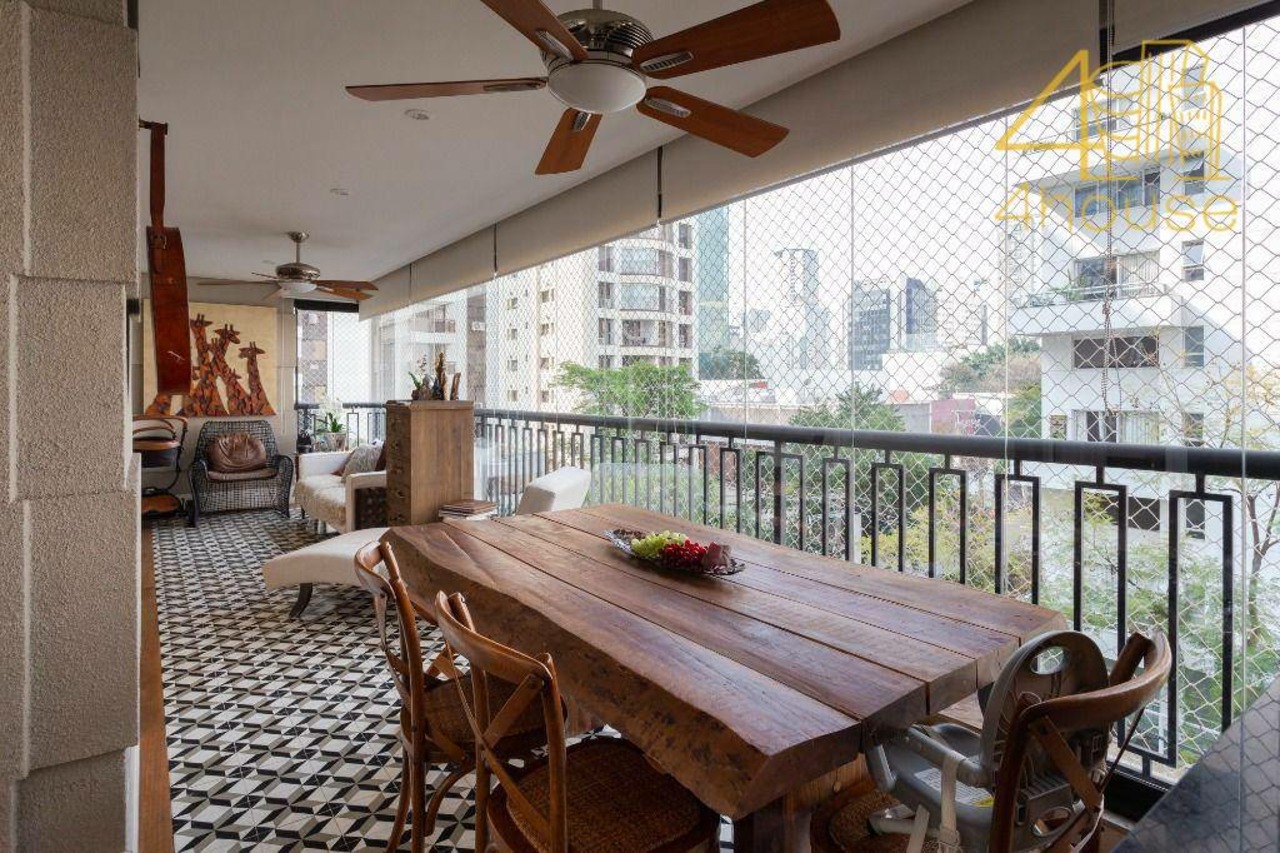 Apartamento com 3 quartos à venda, 158m² em Rua Luís Dias, Itaim Bibi, São Paulo, SP