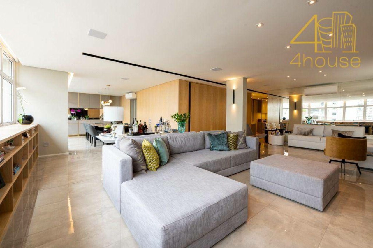 Apartamento com 2 quartos client, 225m² em Itaim Bibi, São Paulo, SP
