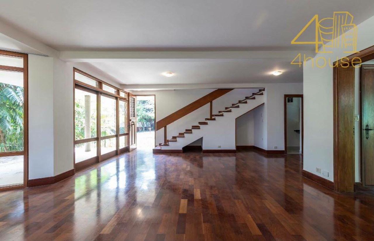 Casa de Condomínio com 5 quartos à venda, 700m² em Rua Duarte Monis Barreto, Jardim dos Estados, São Paulo, SP