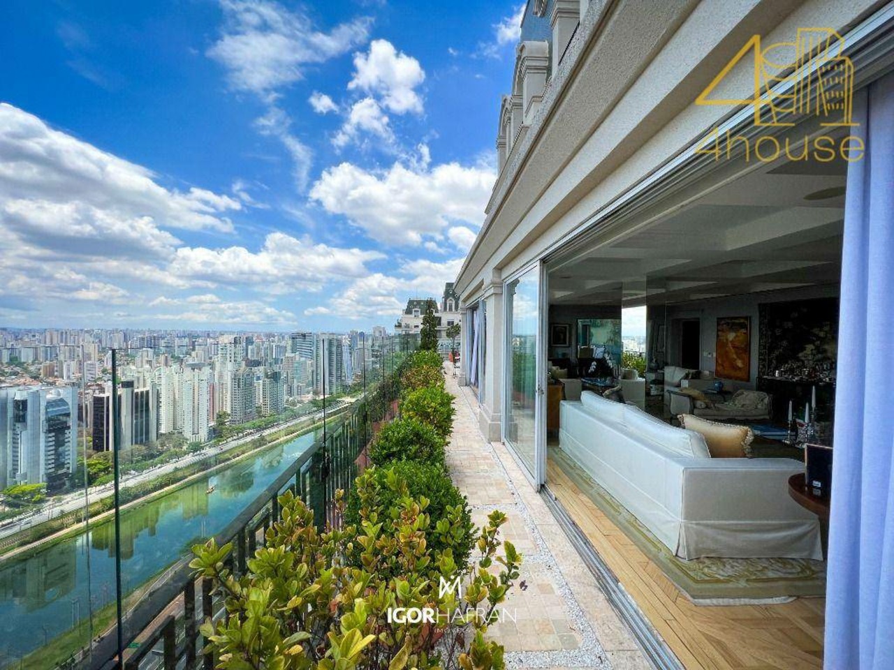 Apartamento com 7 quartos à venda, 1800m² em Rua Resedá, Cidade Jardim, São Paulo, SP