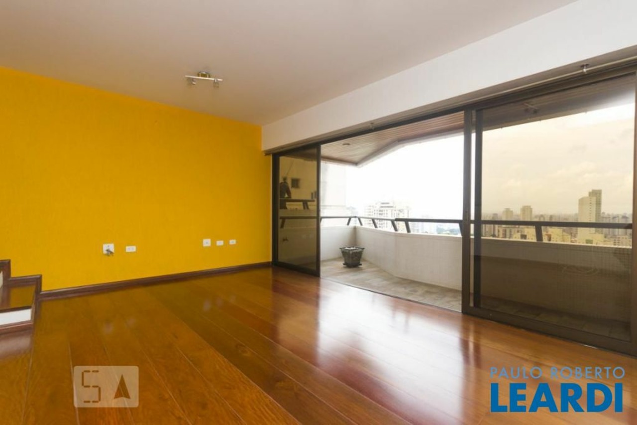 Apartamento com 3 quartos à venda, 189m² em Aclimação, São Paulo, SP