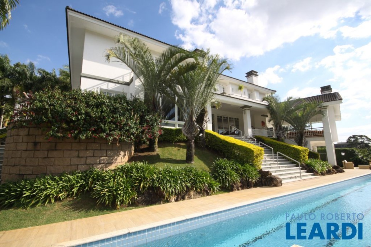 Casa com 5 quartos à venda, 1300m² em Alameda Araguaia, Tamboré, Barueri, SP