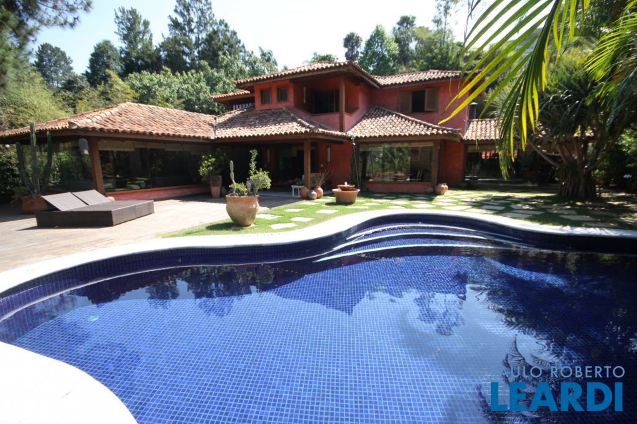 Casa com 4 quartos à venda, 700m² em Colinas da Anhangüera, Santana de Parnaíba, SP