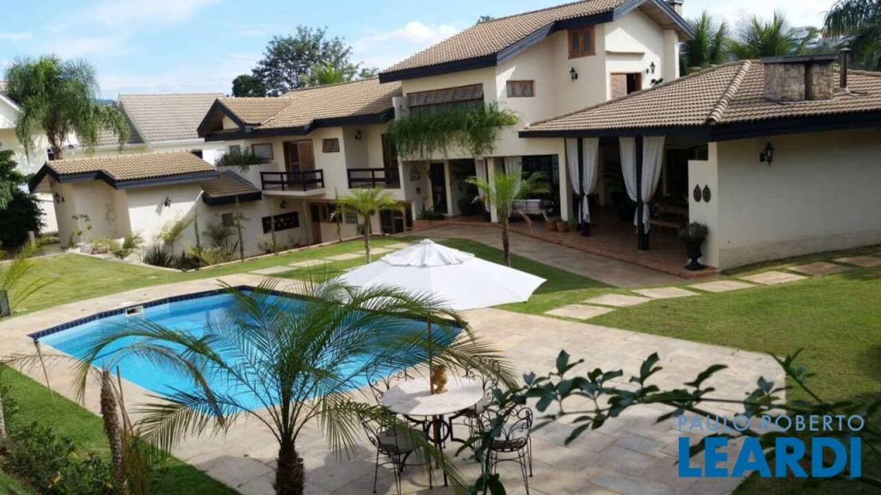Casa com 4 quartos à venda, 488m² em Alameda Vale do Sol, Alphaville, Santana de Parnaíba, SP