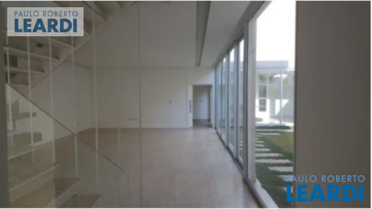 Casa com 4 quartos à venda, 439m² em Alameda Araguaia, Tamboré, Barueri, SP