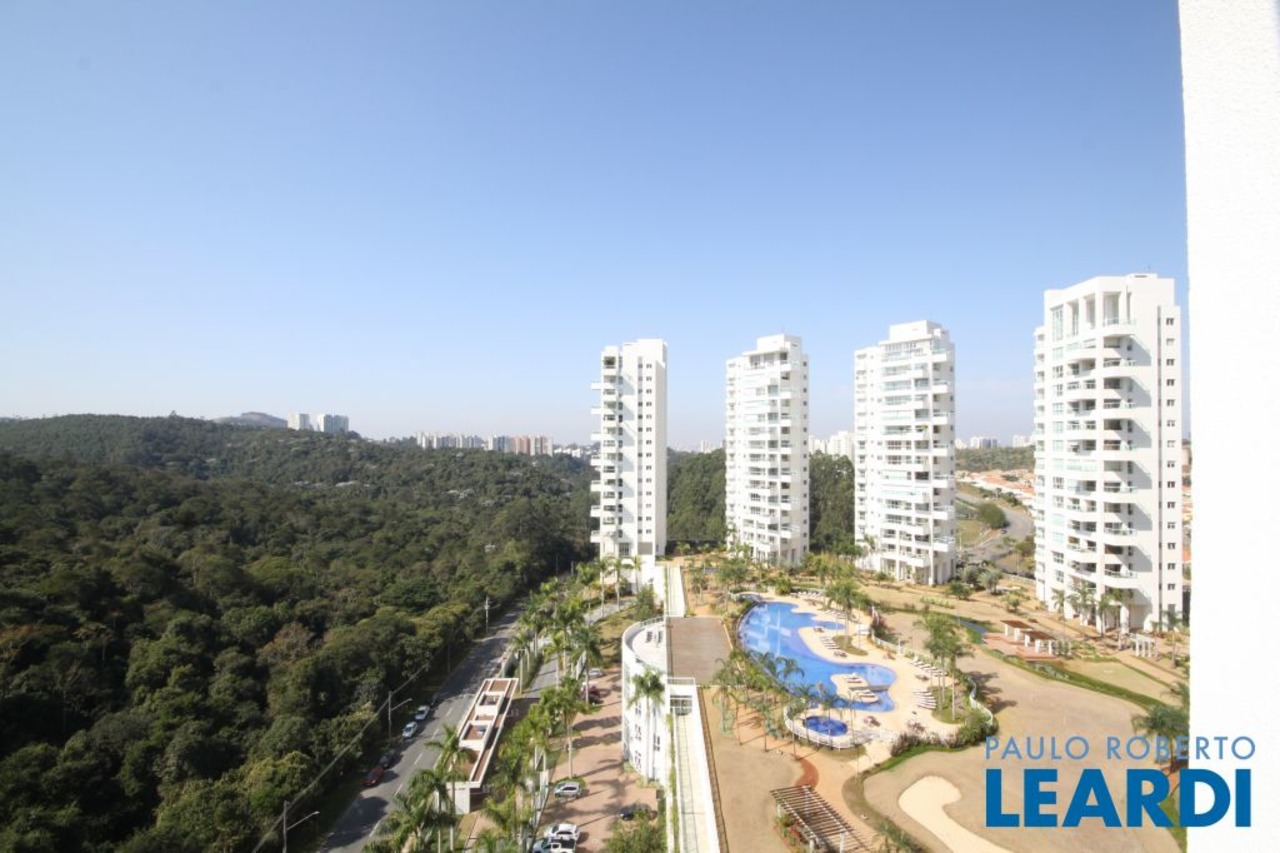 Apartamento com 3 quartos à venda, 367m² em Santana de Parnaíba, SP