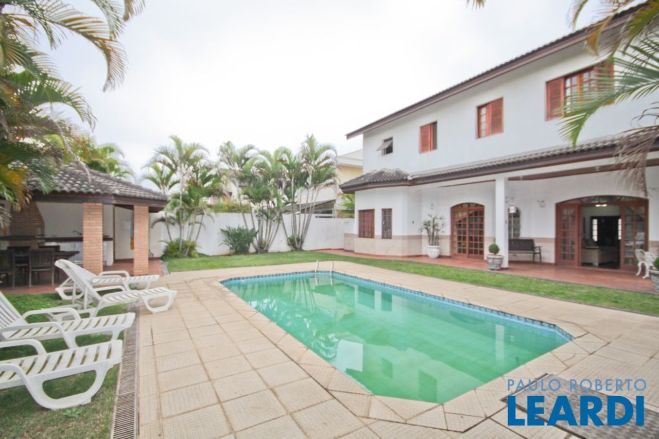 Casa com 4 quartos à venda, 380m² em Alameda Xian, Tamboré, Santana de Parnaíba, SP