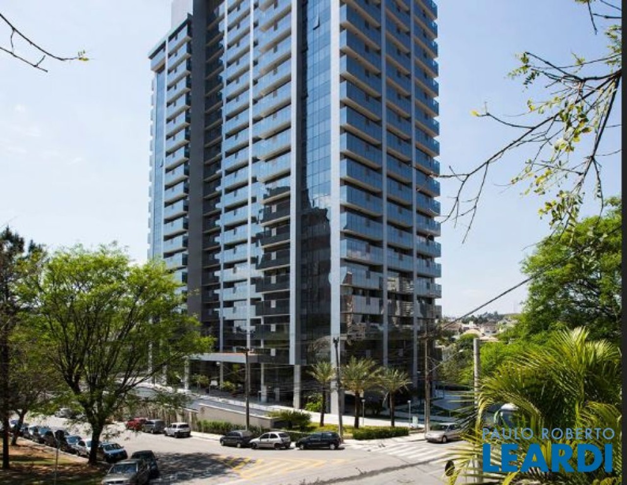 Comercial com 0 quartos para alugar, 159m² em Avenida Tucunaré, Tamboré, Barueri, SP