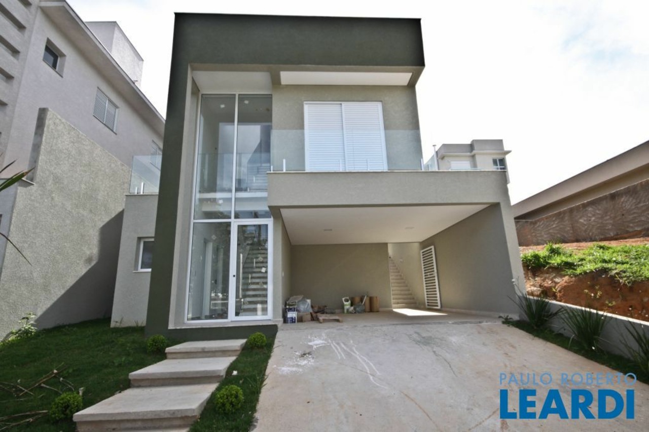 Casa com 4 quartos à venda, 203m² em Rua Caminheiro, Suru, Santana de Parnaíba, SP