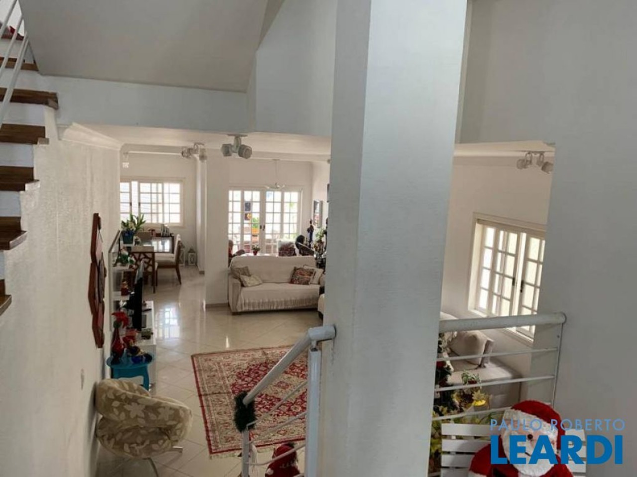 Casa com 4 quartos à venda, 360m² em Alameda Taquaritinga, Alphaville, Santana de Parnaíba, SP