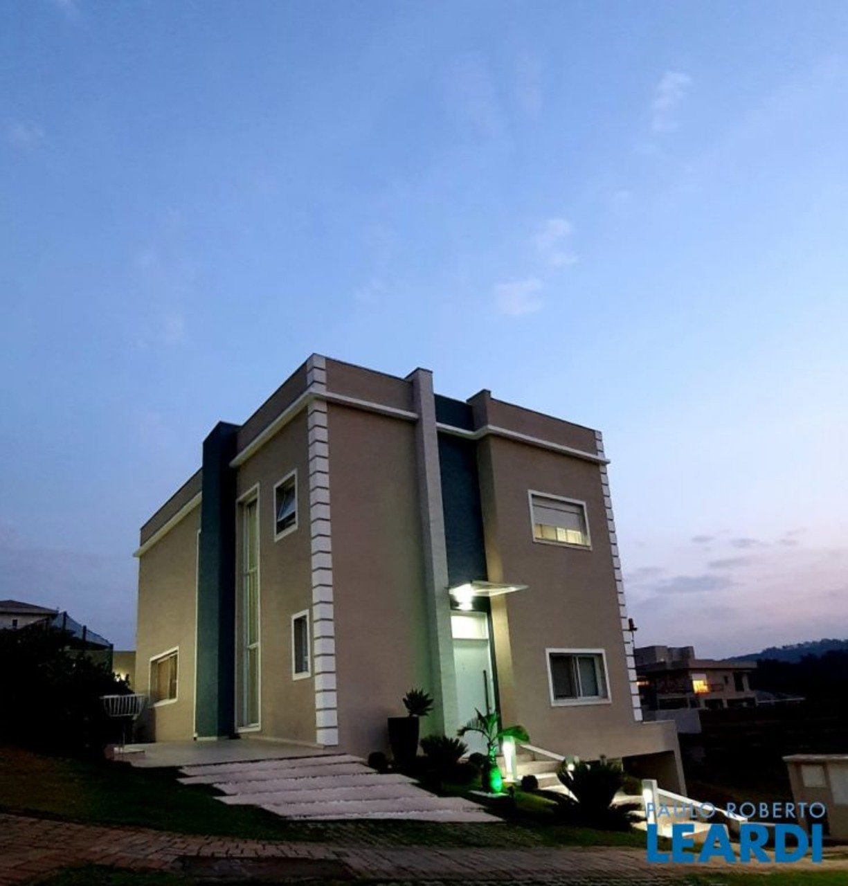 Casa com 4 quartos à venda, 380m² em Colinas da Anhangüera, Santana de Parnaíba, SP