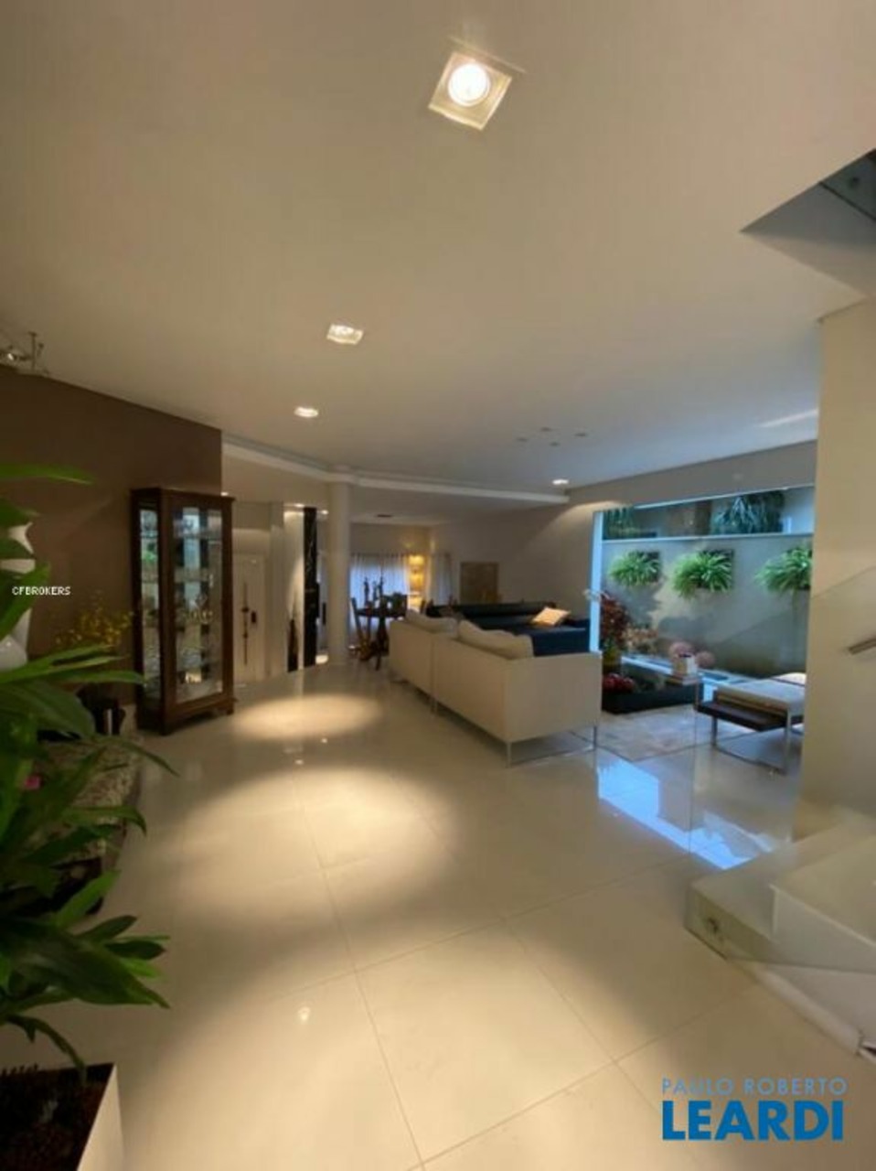 Casa com 4 quartos à venda, 400m² em Alphaville Residencial Plus, Barueri, SP