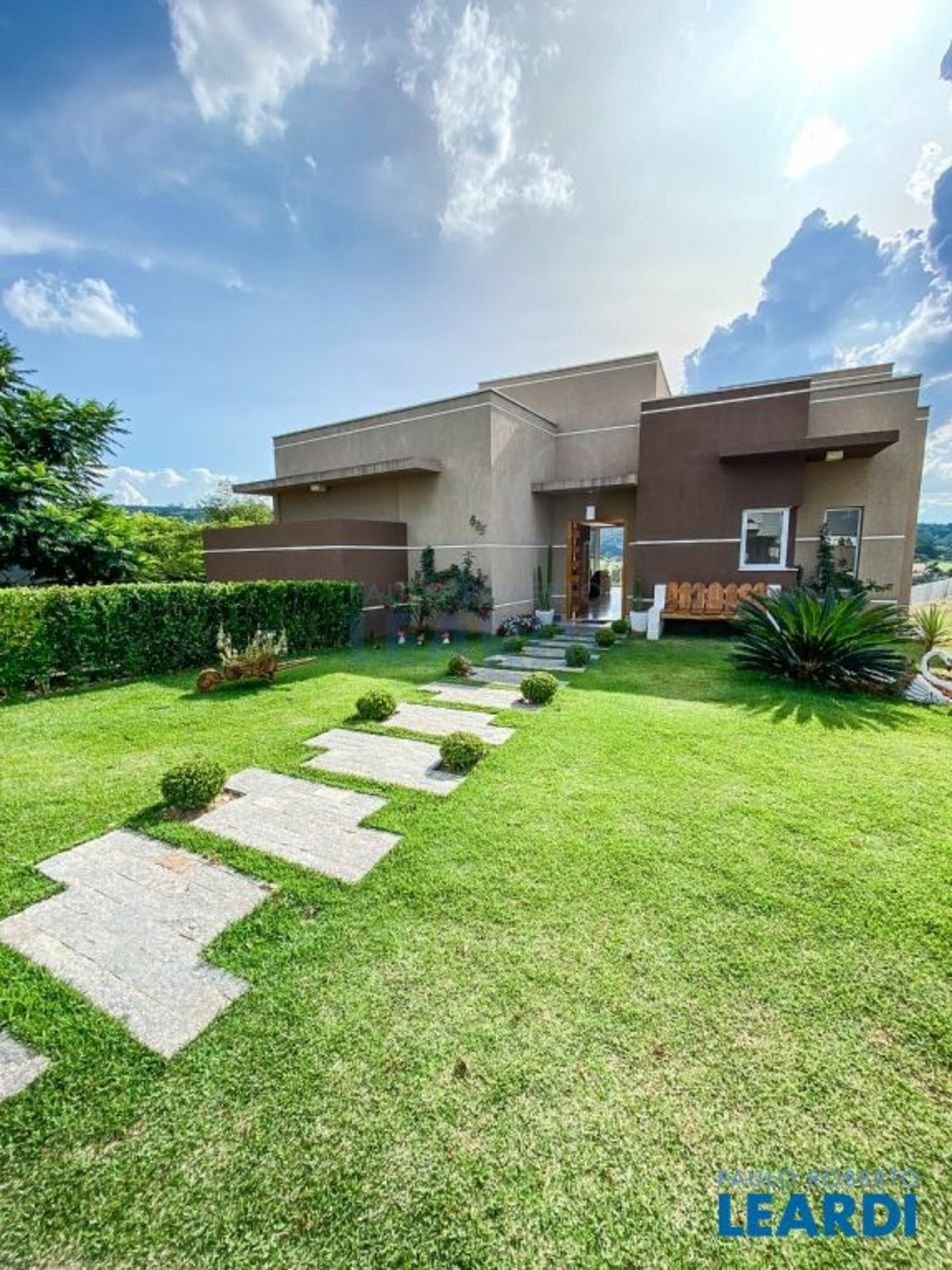 Casa com 4 quartos à venda, 440m² em Suru, Santana de Parnaíba, SP