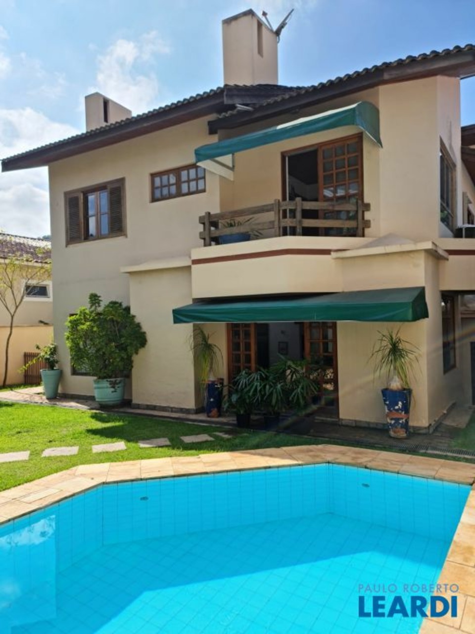 Casa com 4 quartos à venda, 304m² em Alameda das Sapucaias, Alphaville, Santana de Parnaíba, SP