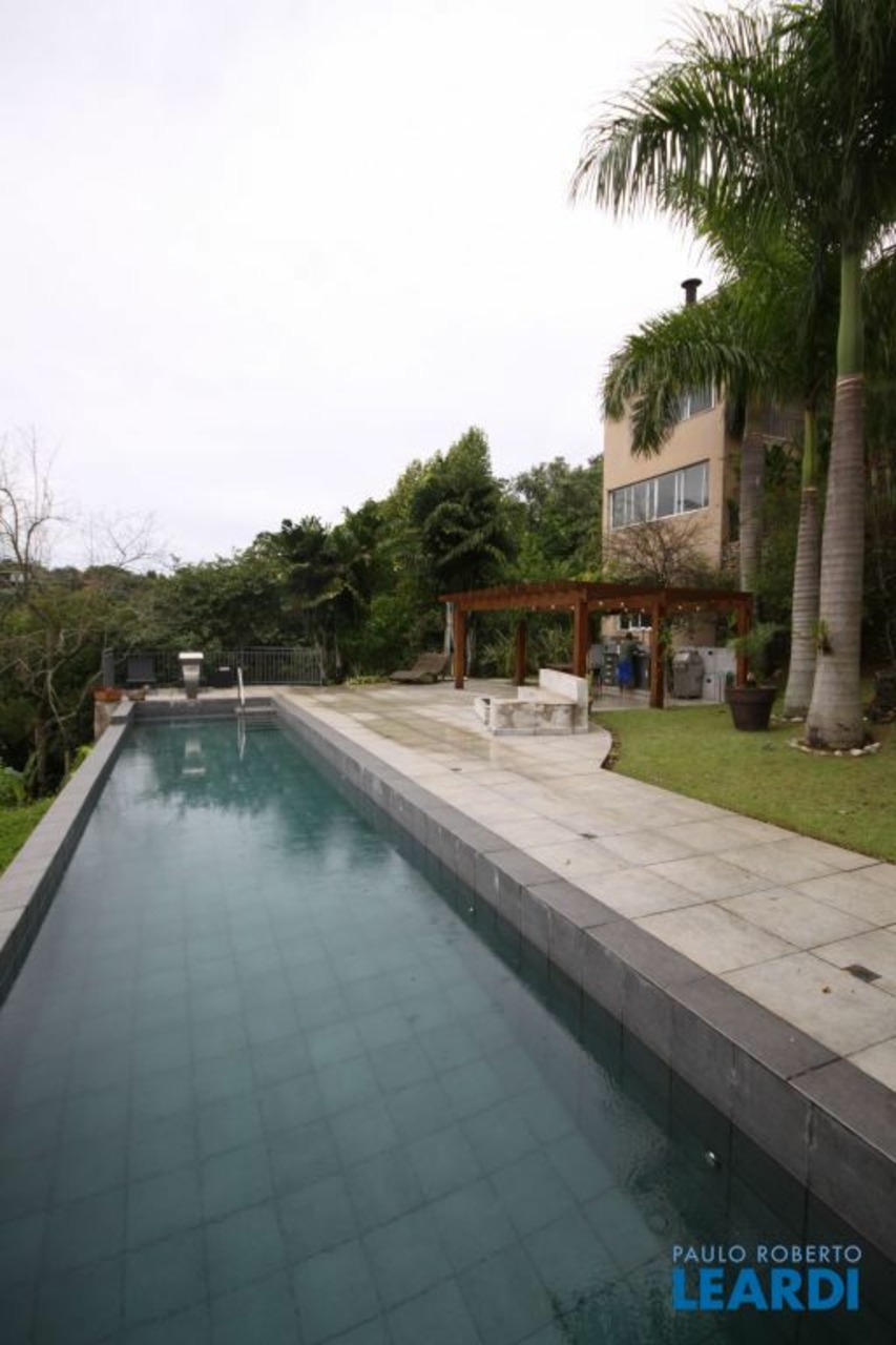 Casa com 5 quartos à venda, 816m² em Santana de Parnaíba, SP