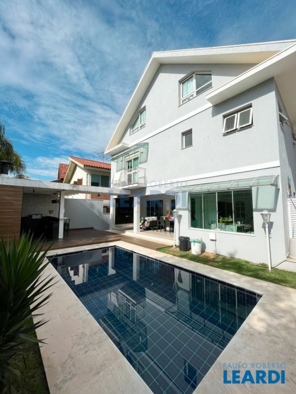 Casa com 4 quartos à venda, 580m² em Santana de Parnaíba, SP