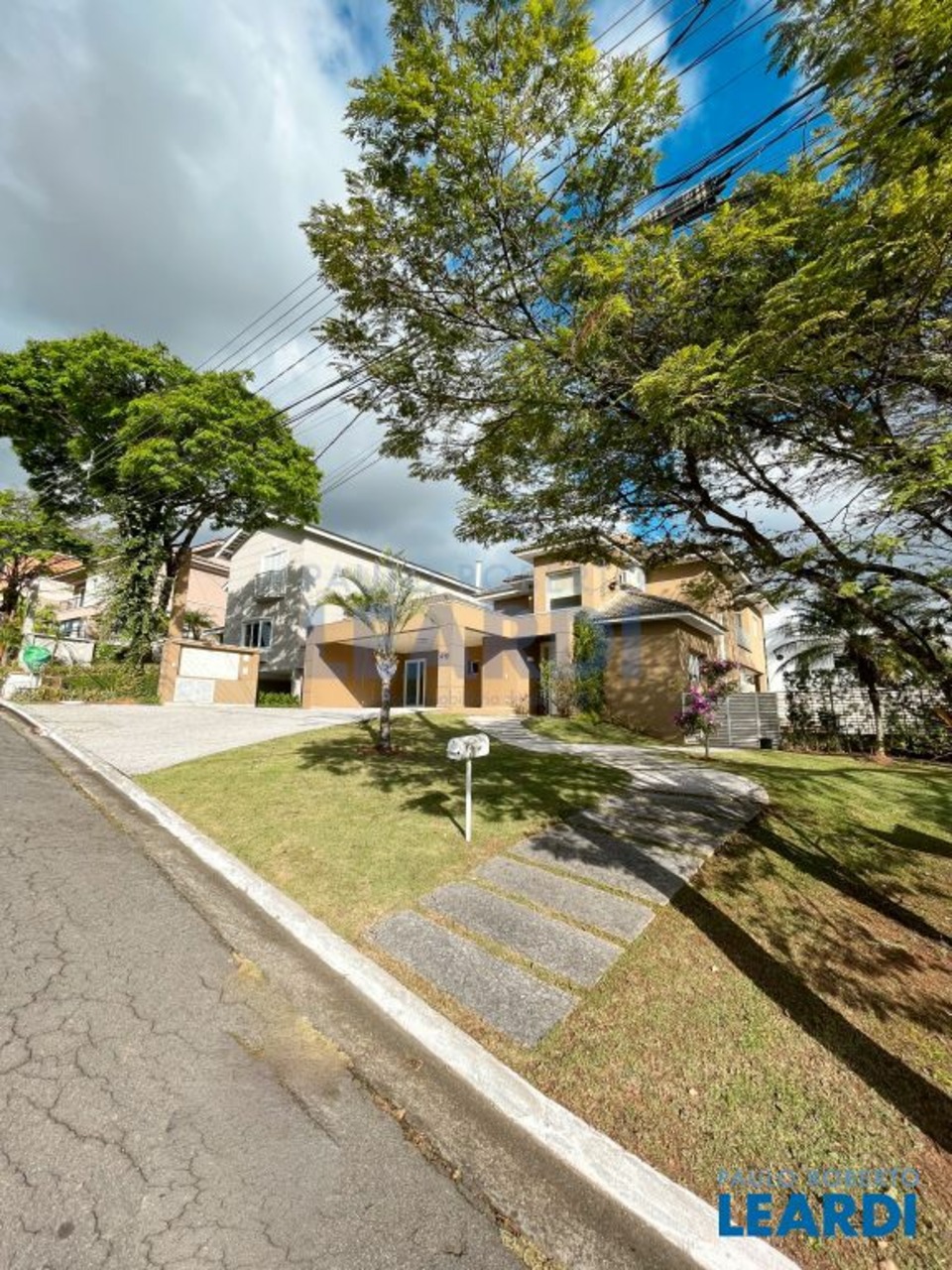 Sobrado com 4 quartos à venda, 467m² em Alameda Paranavaí, Alphaville, Santana de Parnaíba, SP