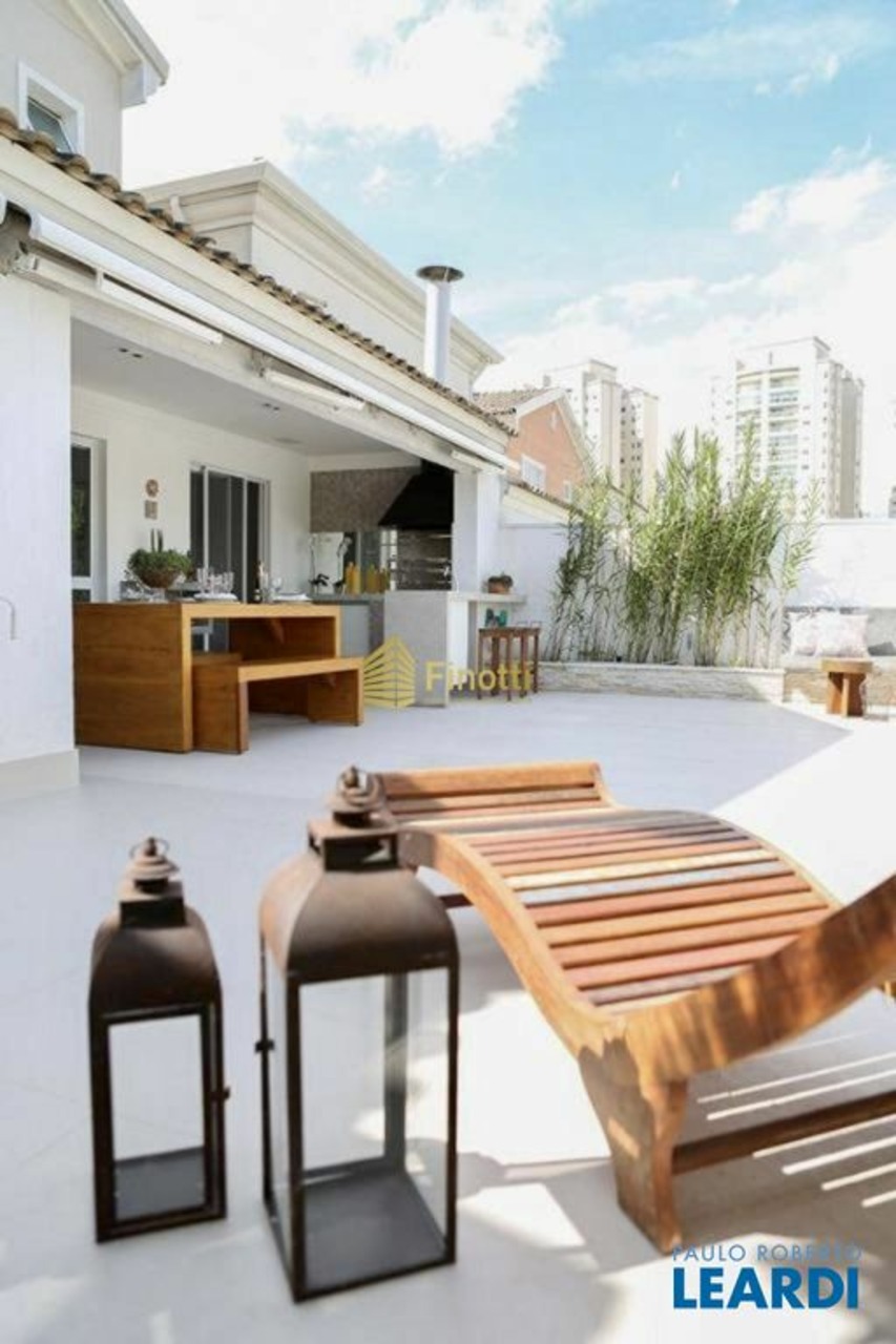 Casa com 3 quartos à venda, 230m² em Colinas da Anhangüera, Santana de Parnaíba, SP