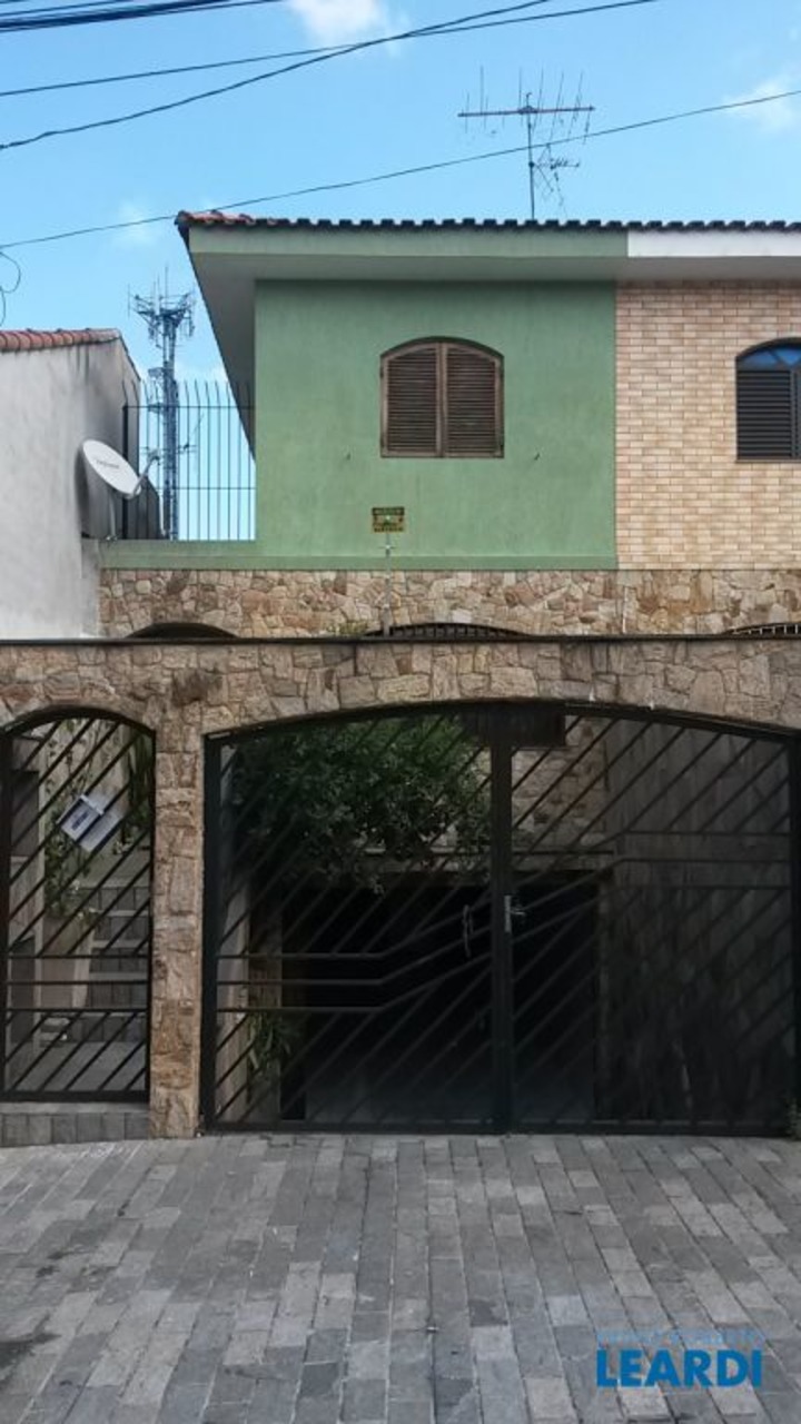 Sobrado com 3 quartos à venda, 179m² em Rua Conde Amadeu Barbelini, Vila Ema, Sao Paulo, SP