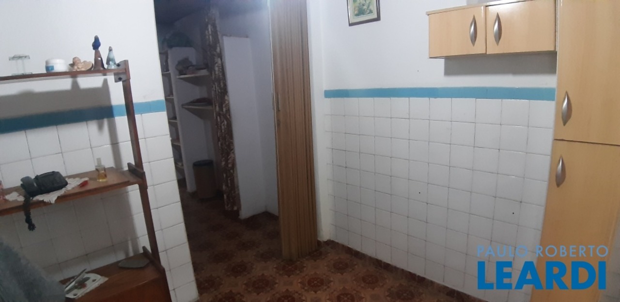 Casa com 3 quartos à venda, 203m² em Vila Invernada, São Paulo, SP