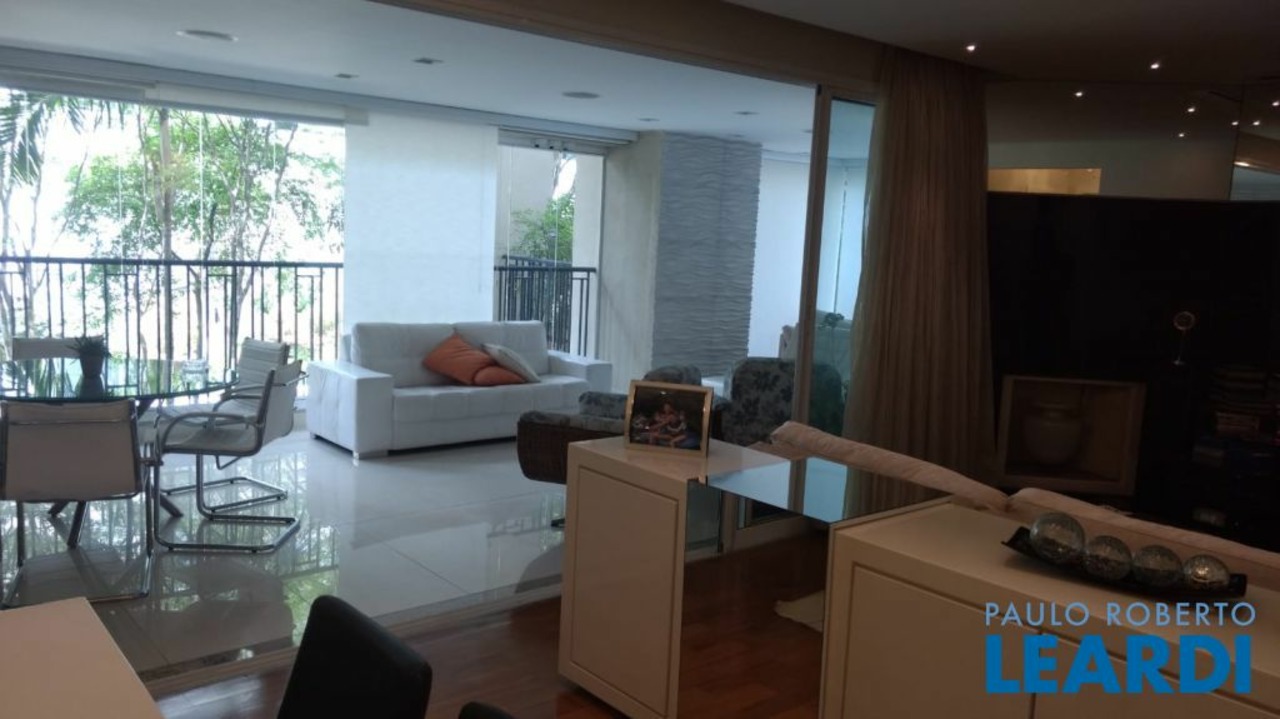 Apartamento com 4 quartos à venda, 410m² em Rua Baronesa de Bela Vista, Campo Belo, São Paulo, SP