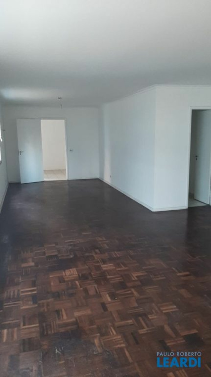 Apartamento com 3 quartos à venda, 180m² em Rua Ministro Jesuíno Cardoso, Itaim Bibi, São Paulo, SP