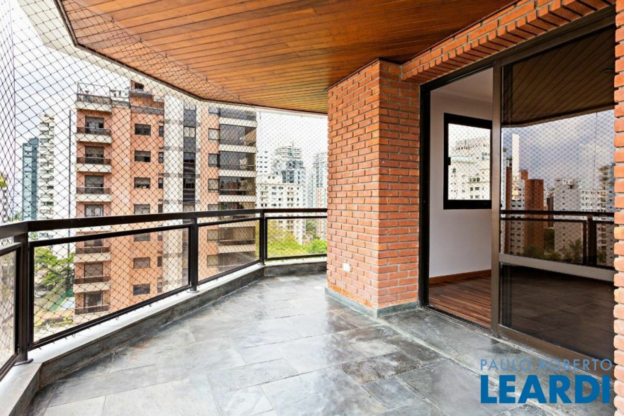 Apartamento com 4 quartos à venda, 210m² em Rua João de Souza Dias 520, Campo Belo, São Paulo, SP
