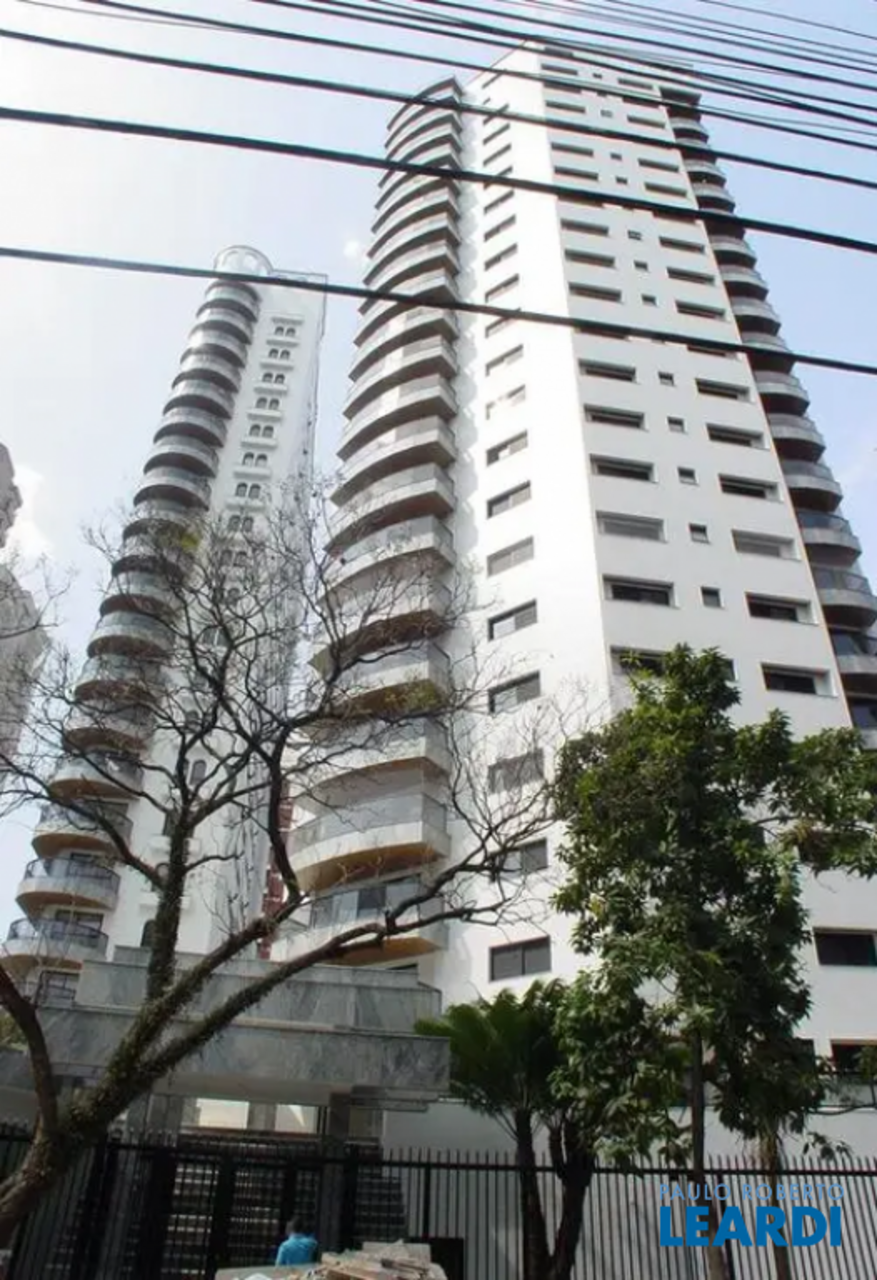 Apartamento com 3 quartos à venda, 190m² em Avenida Rouxinol, Moema, São Paulo, SP