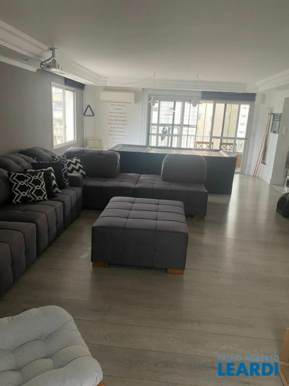 Apartamento com 4 quartos à venda, 330m² em Vila Cordeiro, São Paulo, SP