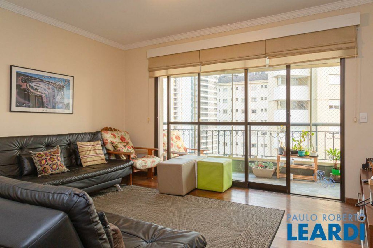 Apartamento com 4 quartos à venda, 132m² em Viaduto Paraíso, Paraíso, São Paulo, SP