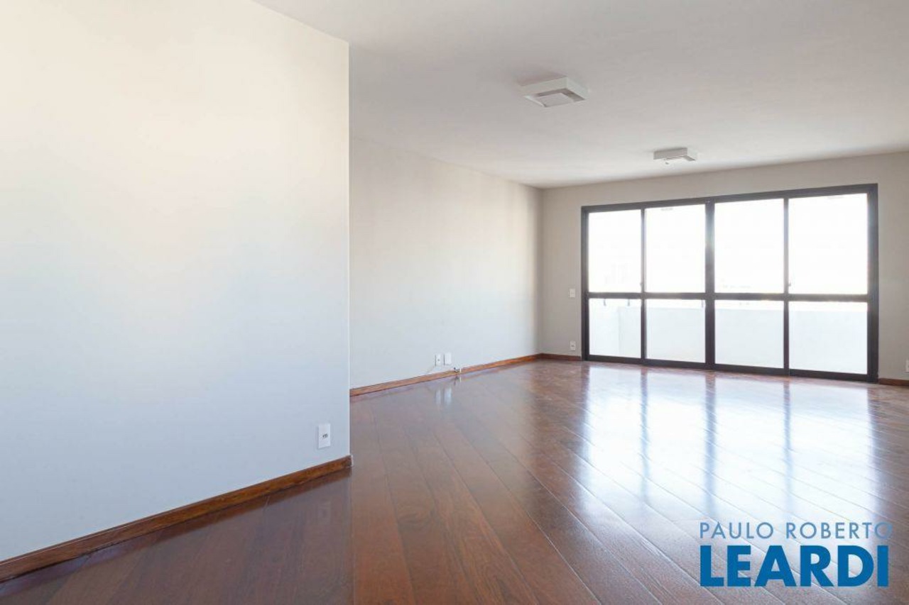 Apartamento com 3 quartos à venda, 160m² em Rua Azevedo Marques, Higienópolis, São Paulo, SP