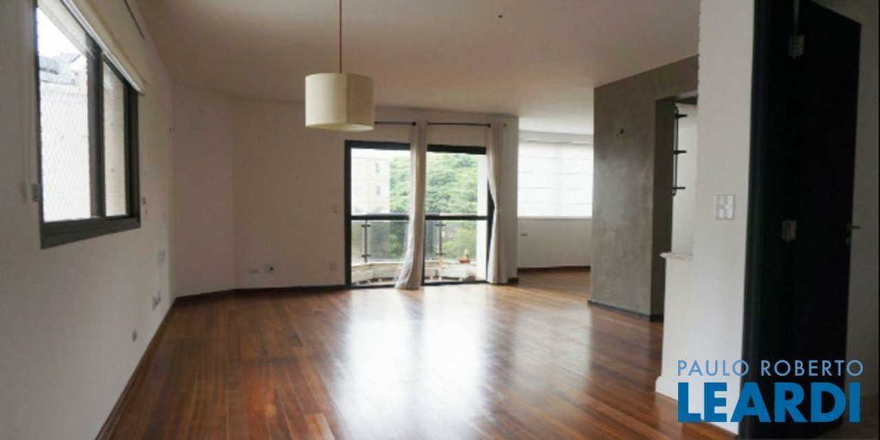 Apartamento com 3 quartos à venda, 198m² em Rua Doutor Albuquerque Lins, Higienópolis, São Paulo, SP