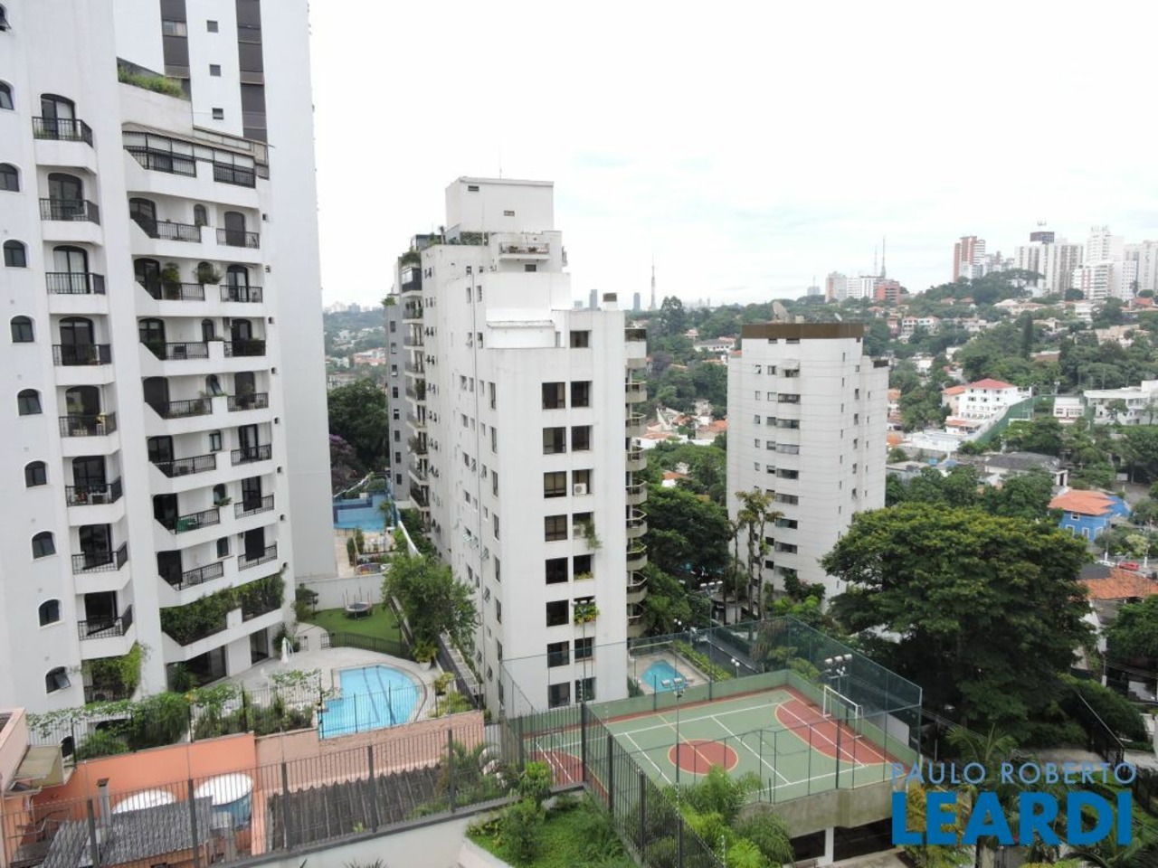 Apartamento com 3 quartos à venda, 286m² em Rua Itacolomi, Higienópolis, São Paulo, SP