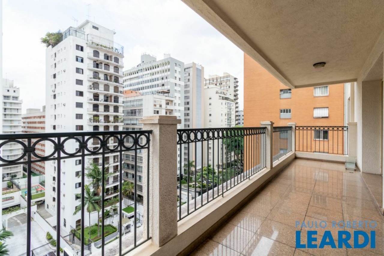 Apartamento com 3 quartos à venda, 318m² em Rua Bahia 107, Higienópolis, São Paulo, SP