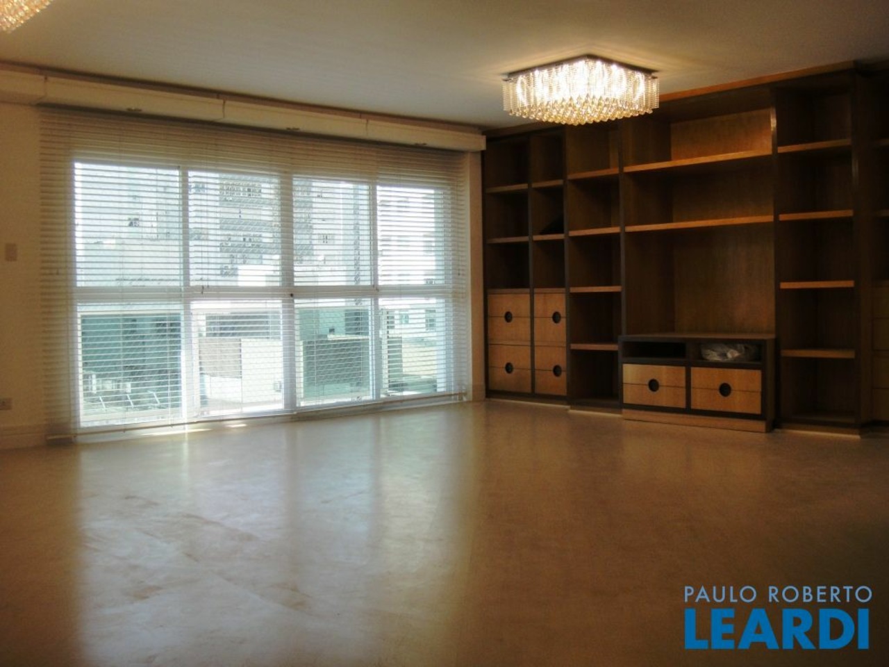 Apartamento com 3 quartos à venda, 240m² em Zona Central, São Paulo, SP
