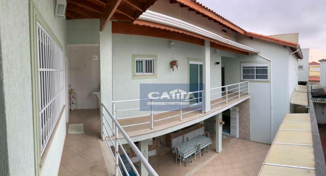 Casa com 5 quartos à venda, 271m² em Rua Armando Dias, Chácara Mafalda, São Paulo, SP