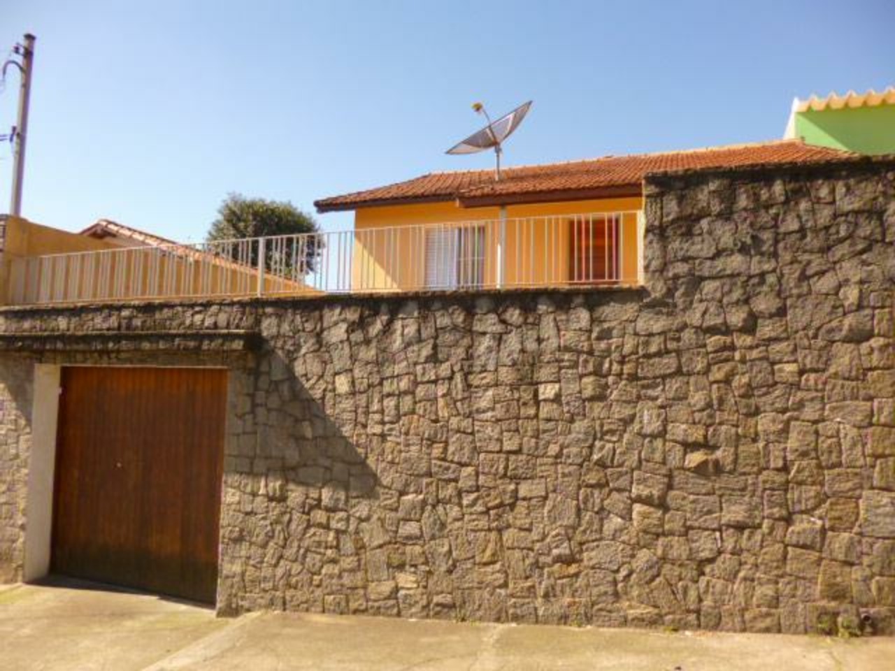 Casa com 3 quartos à venda, 200m² em Rua Henrique Barcelos, Itaquera, São Paulo, SP