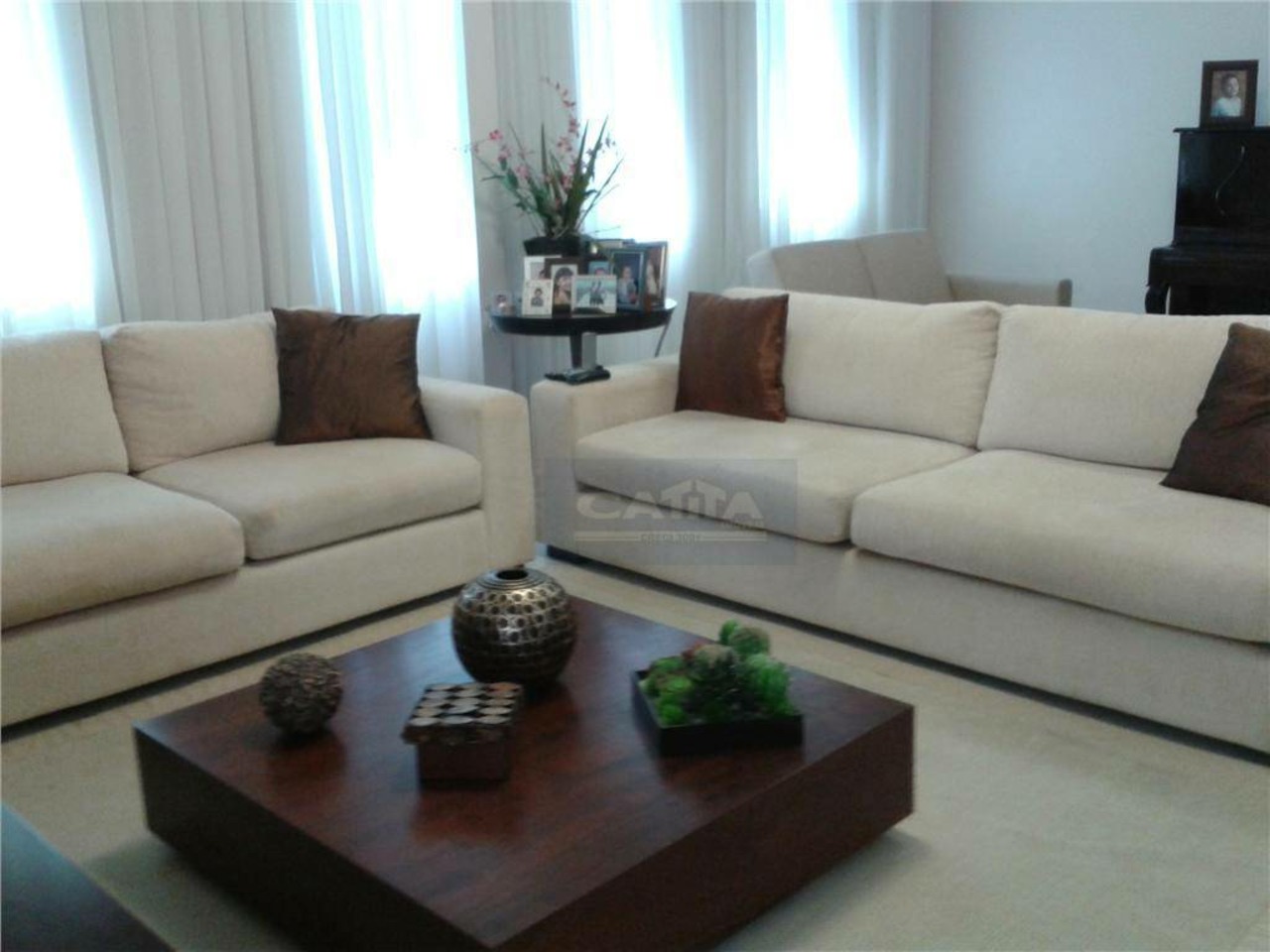 Casa com 4 quartos à venda, 240m² em Alameda Rainha Santa, Vila Carrão, Sao Paulo, SP