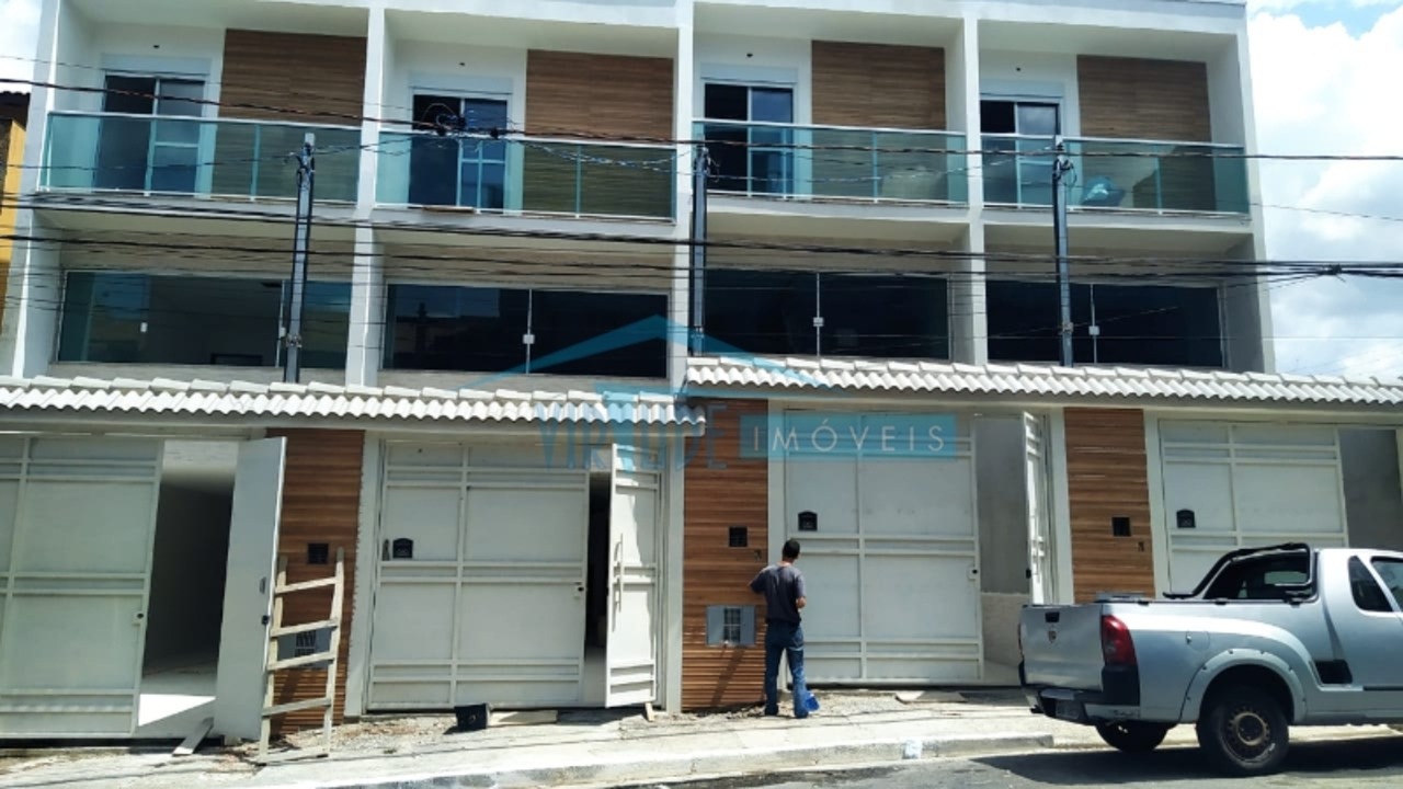Casa com 3 quartos à venda, 220m² em Rua Maria Carlota, Vila Esperança, São Paulo, SP