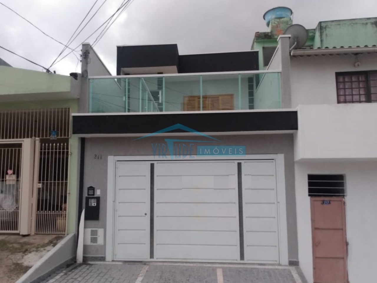 Casa com 3 quartos à venda, 200m² em Rua Almeria, Penha, São Paulo, SP