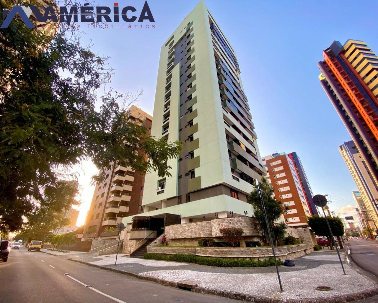 Apartamento com 4 quartos à venda, 366m² em João Pessoa, PB
